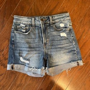 Zenana cuffed shorts